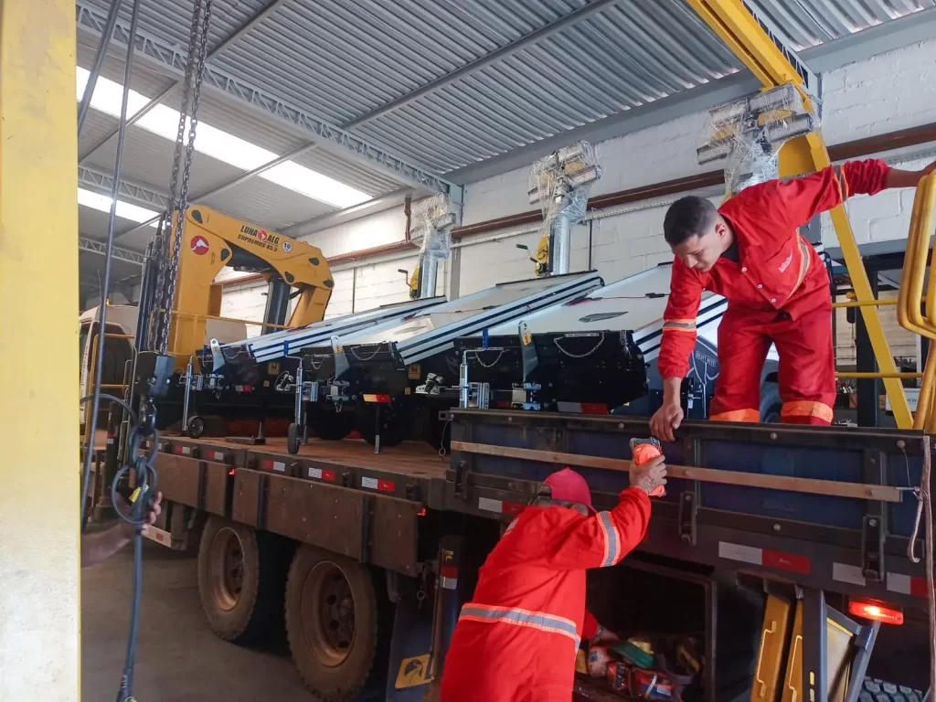 EXPEDIÇÃO-CPI---TORRE-DE-ILUMINAÇÃO